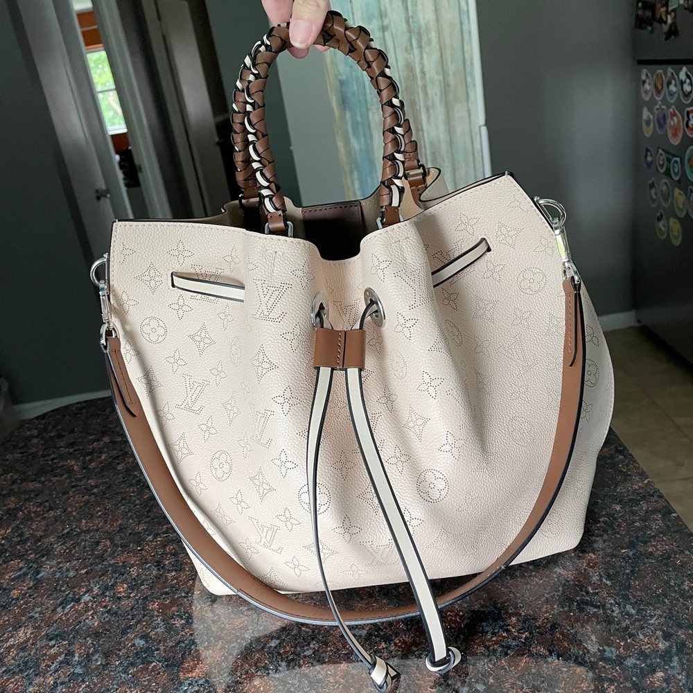 Louis Vuitton Girolata